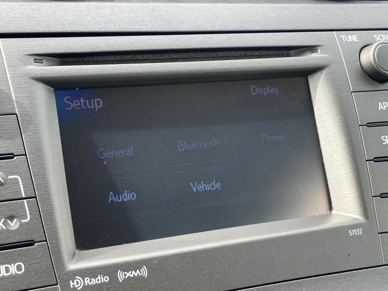 Toyota Prius 5dr HB Persona (Natl) 2013