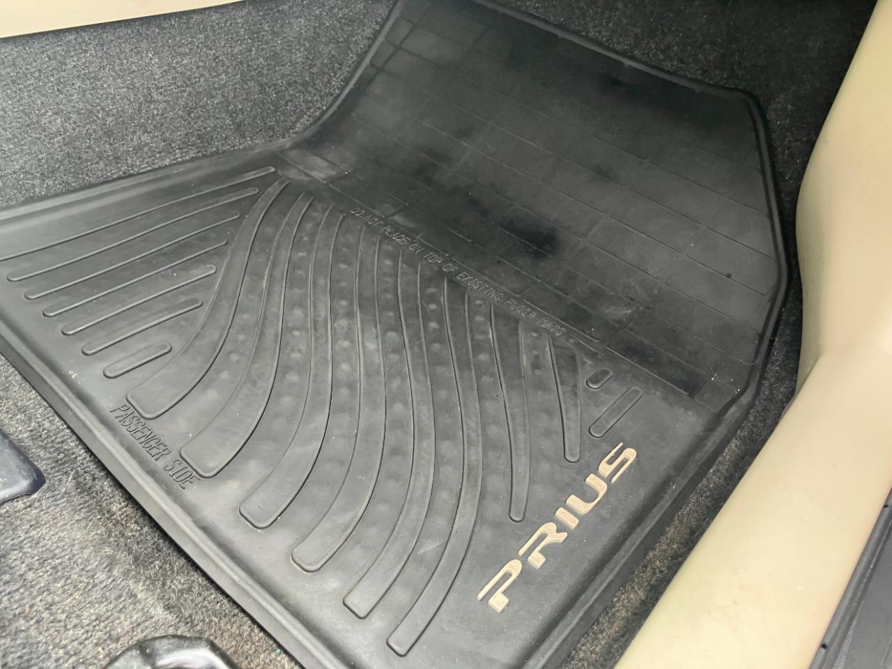 Toyota Prius 5dr HB Persona (Natl) 2013