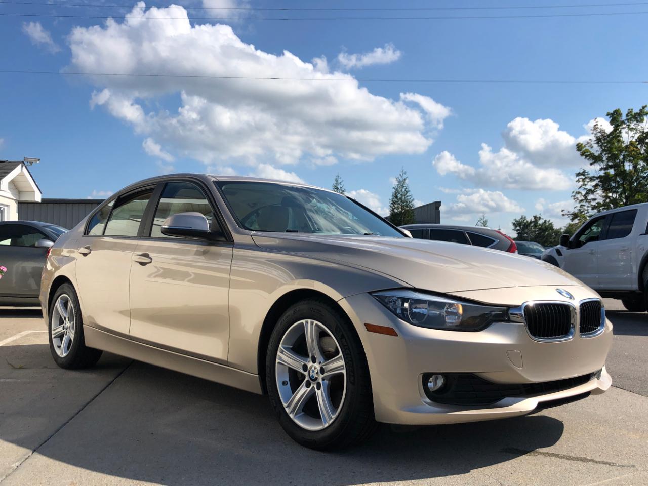 BMW 3 Series 4dr Sdn 320i xDrive AWD 2014