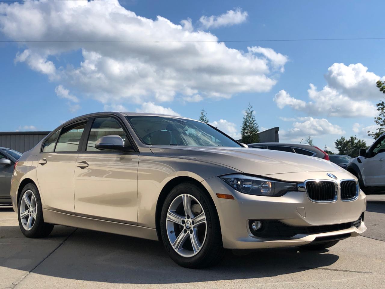 BMW 3 Series 4dr Sdn 320i xDrive AWD 2014