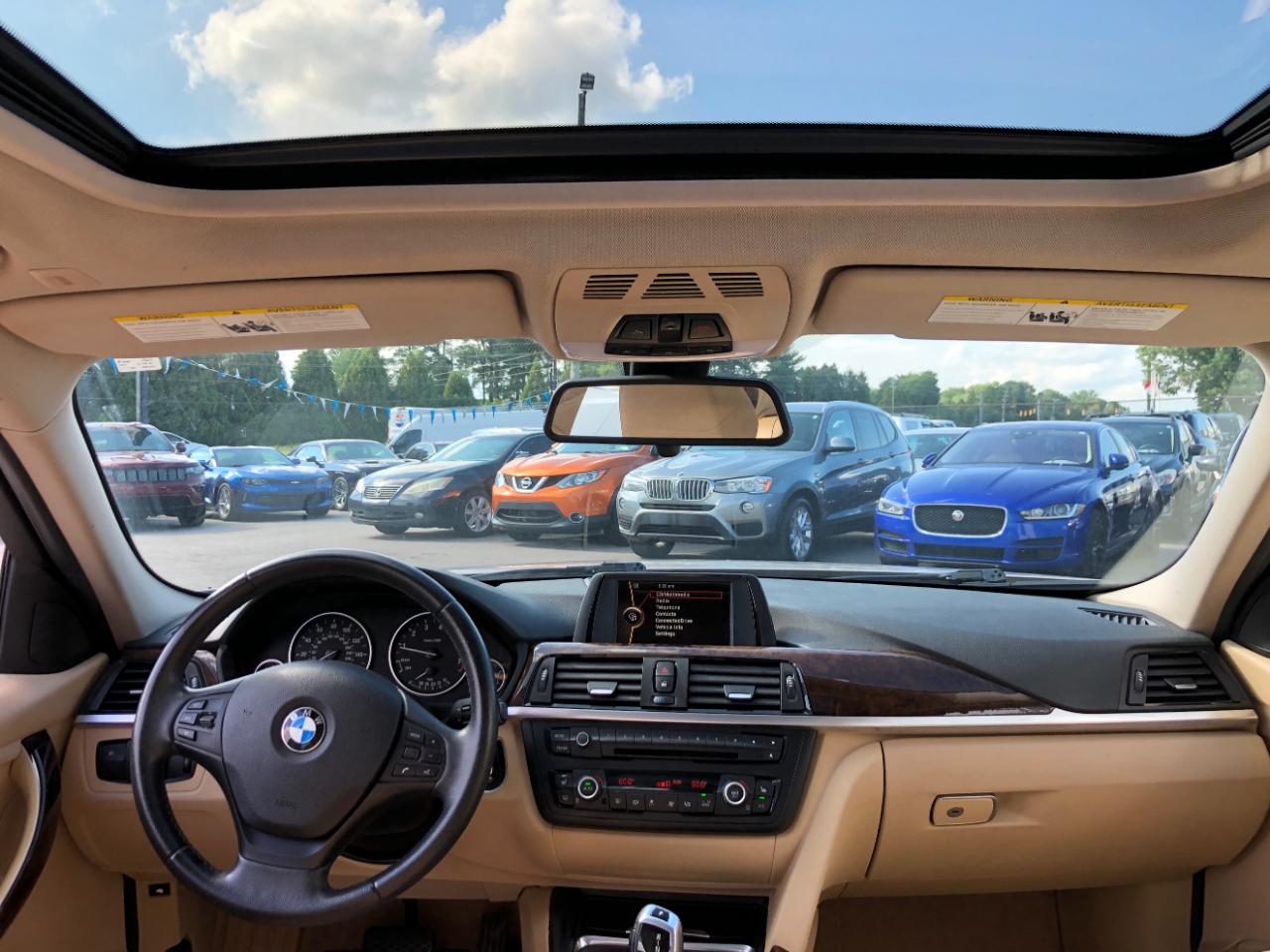 BMW 3 Series 4dr Sdn 320i xDrive AWD 2014