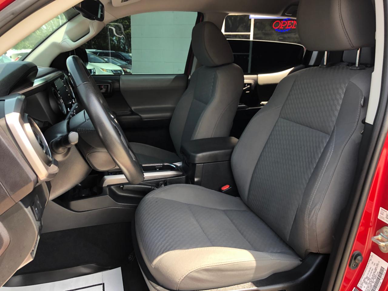 Toyota Tacoma 4WD SR5 Double Cab 6' Bed V6 AT (Natl) 2020
