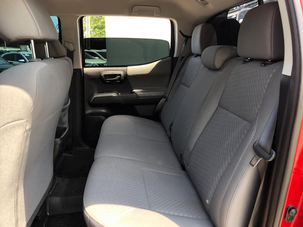Toyota Tacoma 4WD SR5 Double Cab 6' Bed V6 AT (Natl) 2020