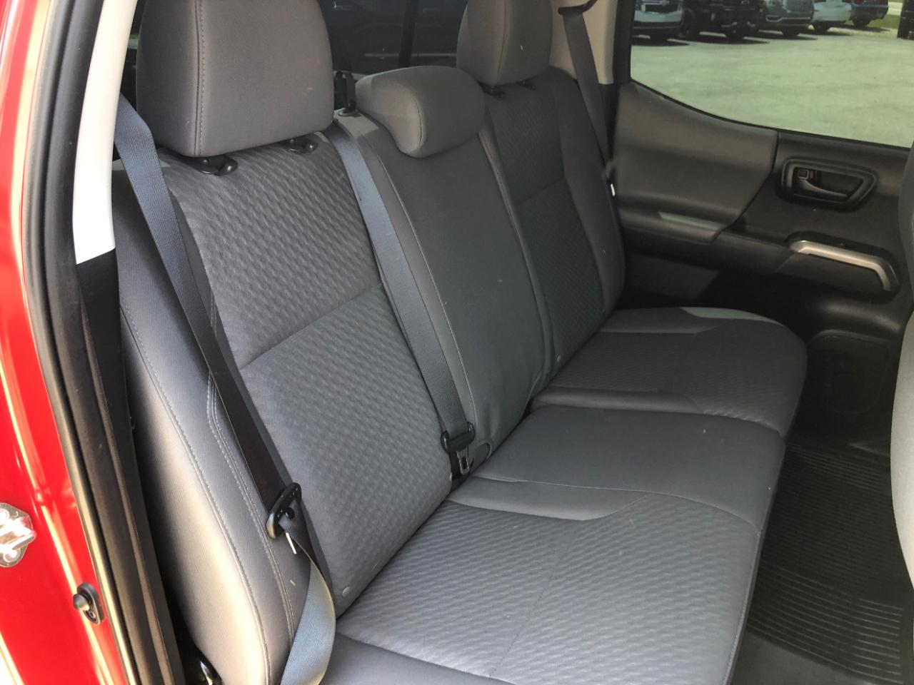 Toyota Tacoma 4WD SR5 Double Cab 6' Bed V6 AT (Natl) 2020