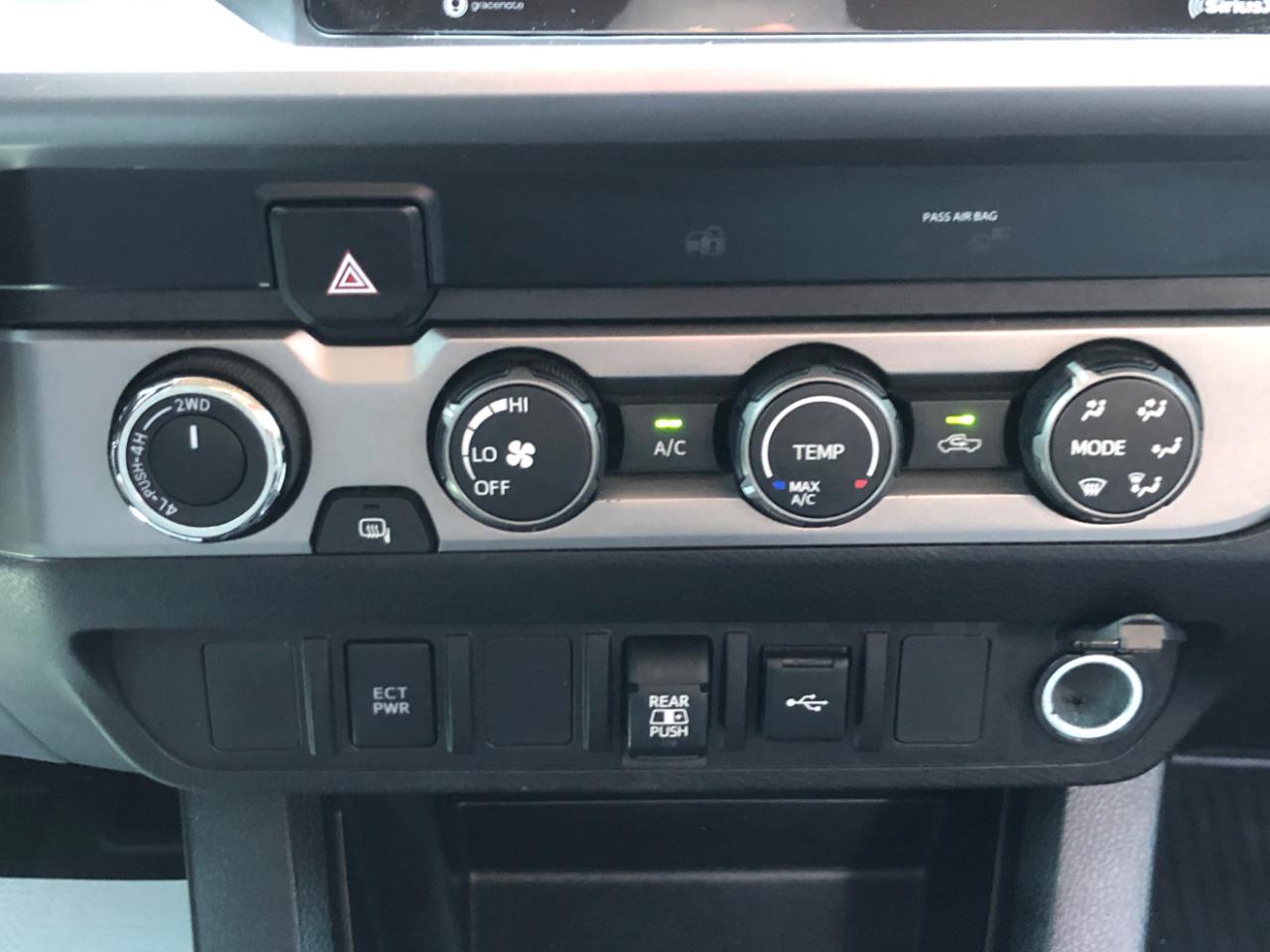 Toyota Tacoma 4WD SR5 Double Cab 6' Bed V6 AT (Natl) 2020