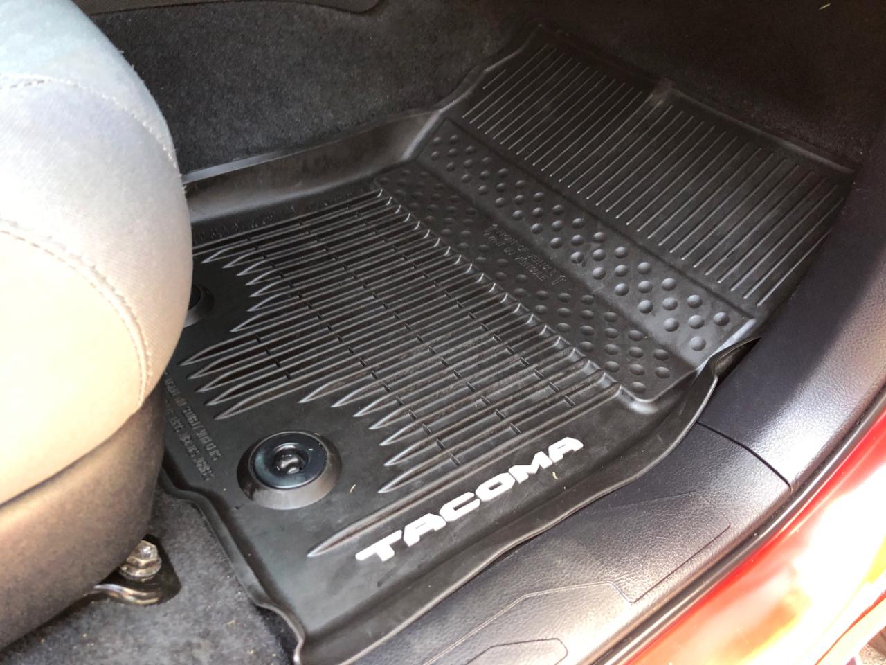 Toyota Tacoma 4WD SR5 Double Cab 6' Bed V6 AT (Natl) 2020