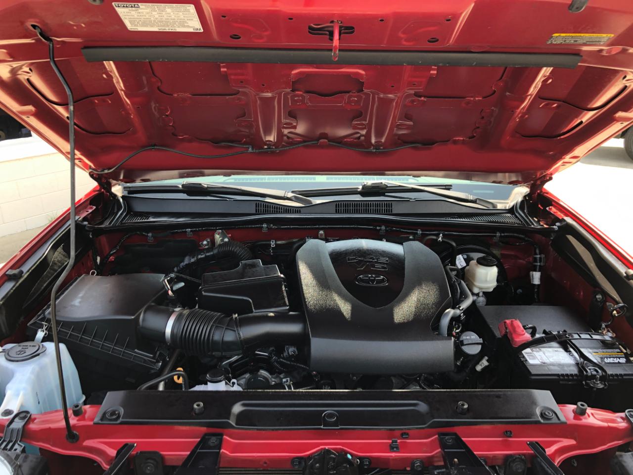 Toyota Tacoma 4WD SR5 Double Cab 6' Bed V6 AT (Natl) 2020