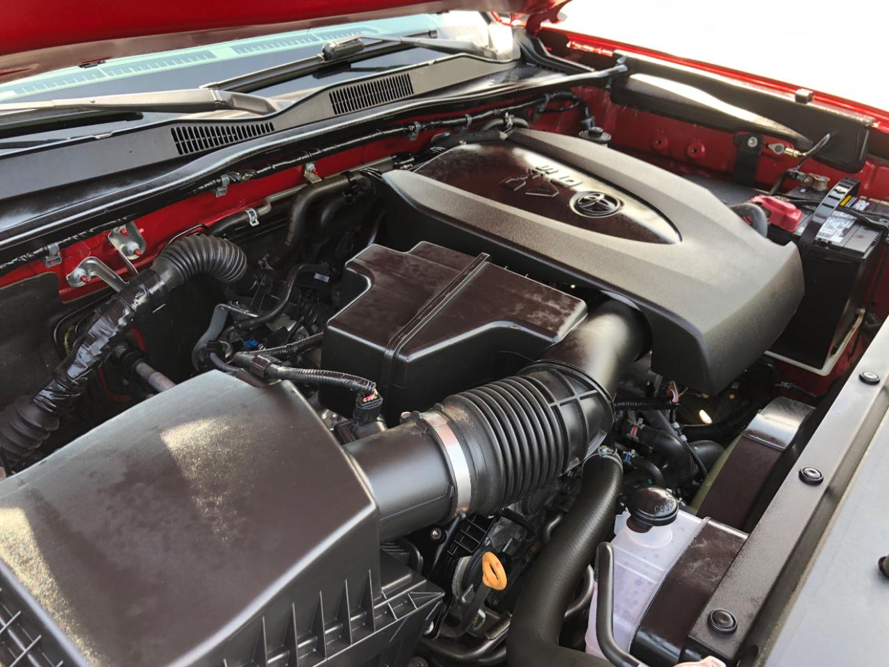 Toyota Tacoma 4WD SR5 Double Cab 6' Bed V6 AT (Natl) 2020