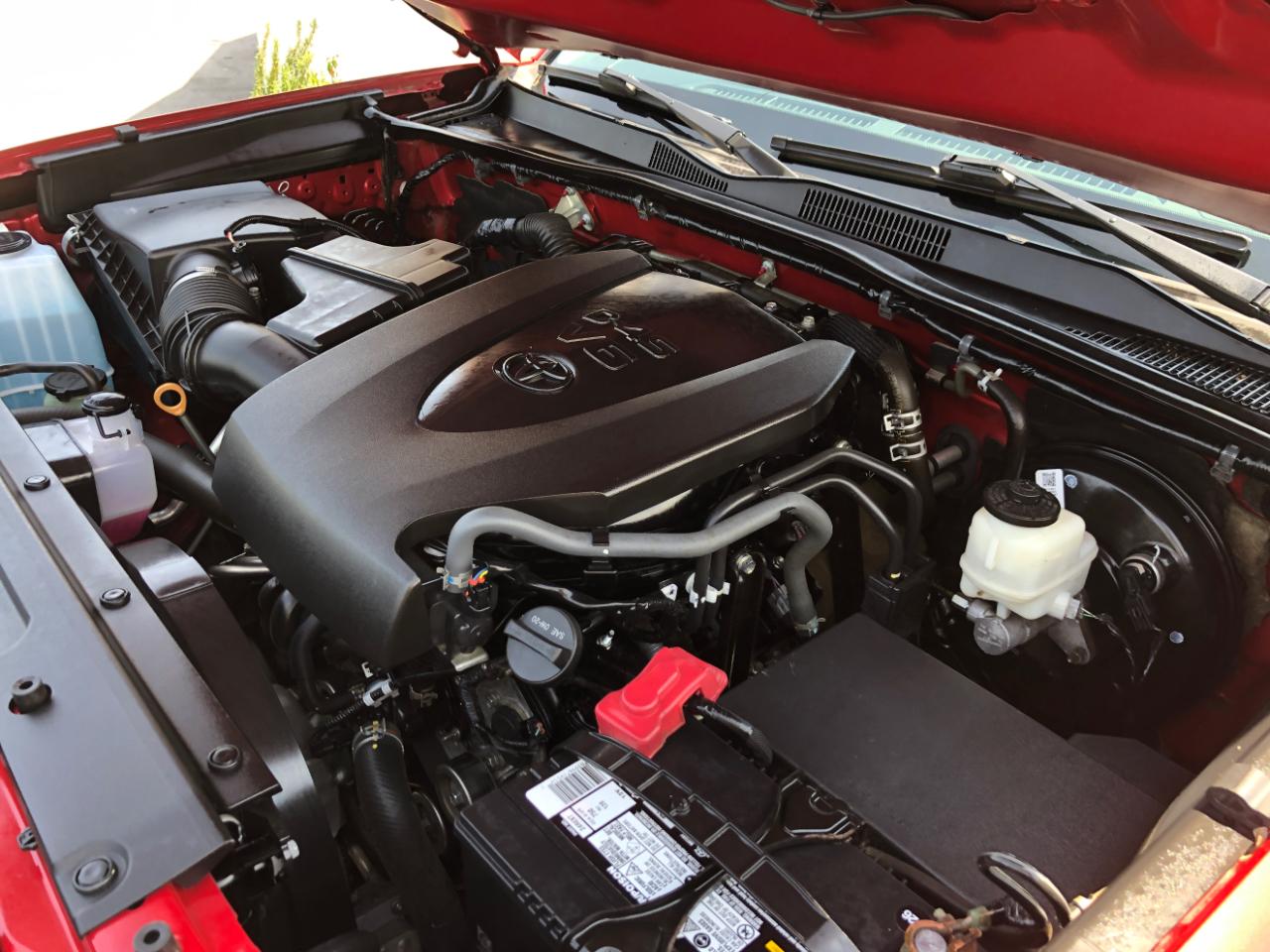 Toyota Tacoma 4WD SR5 Double Cab 6' Bed V6 AT (Natl) 2020