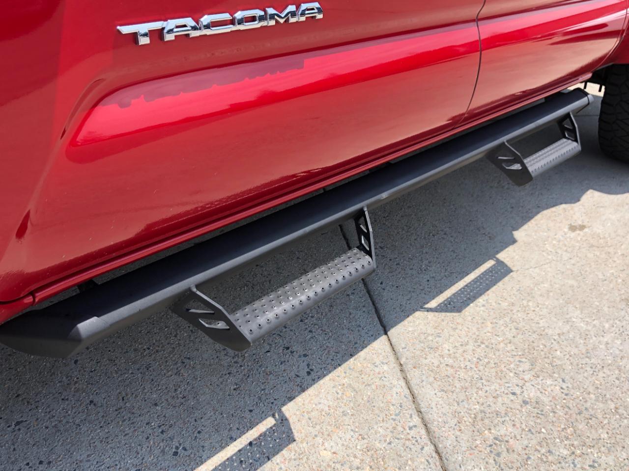 Toyota Tacoma 4WD SR5 Double Cab 6' Bed V6 AT (Natl) 2020