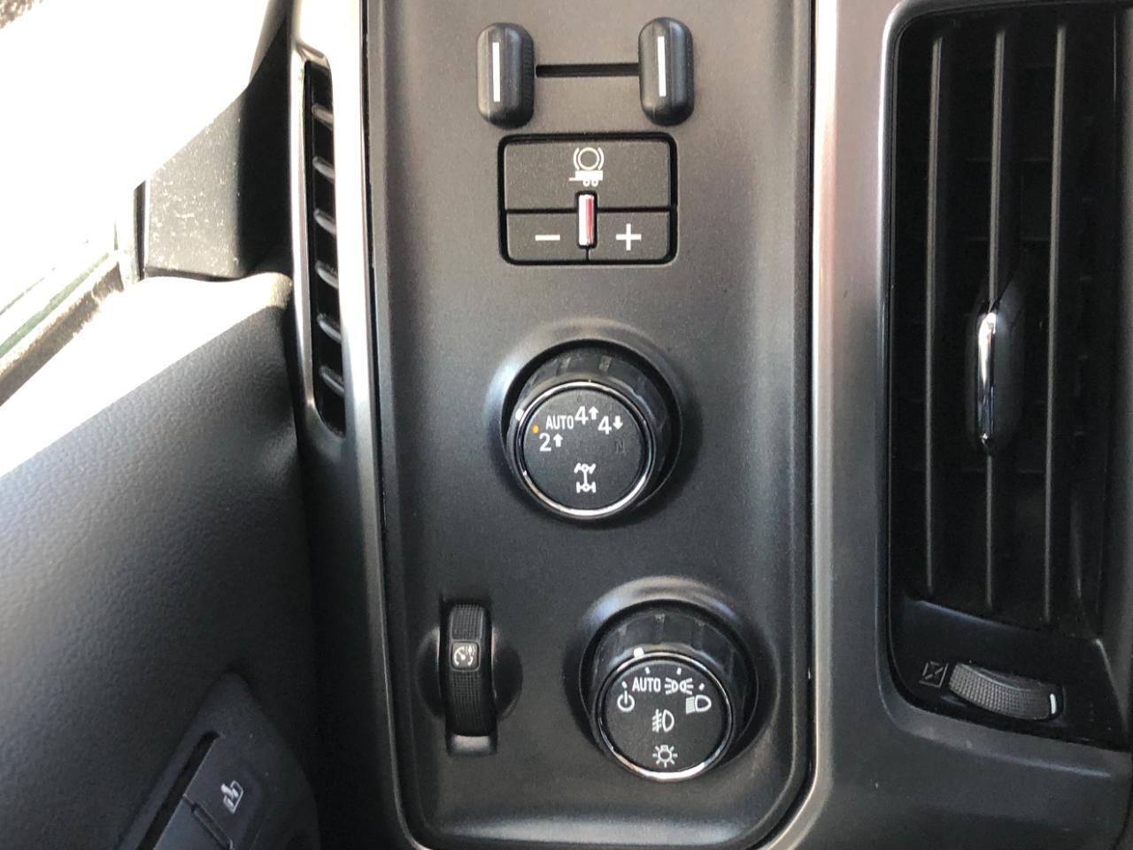 Chevrolet Silverado 1500 4WD Crew Cab 143.5" LTZ w/2LZ 2018
