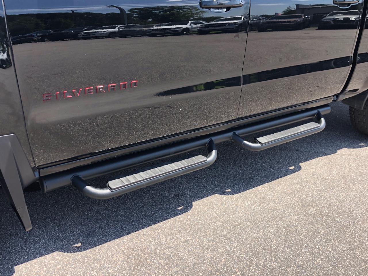 Chevrolet Silverado 1500 4WD Crew Cab 143.5" LTZ w/2LZ 2018