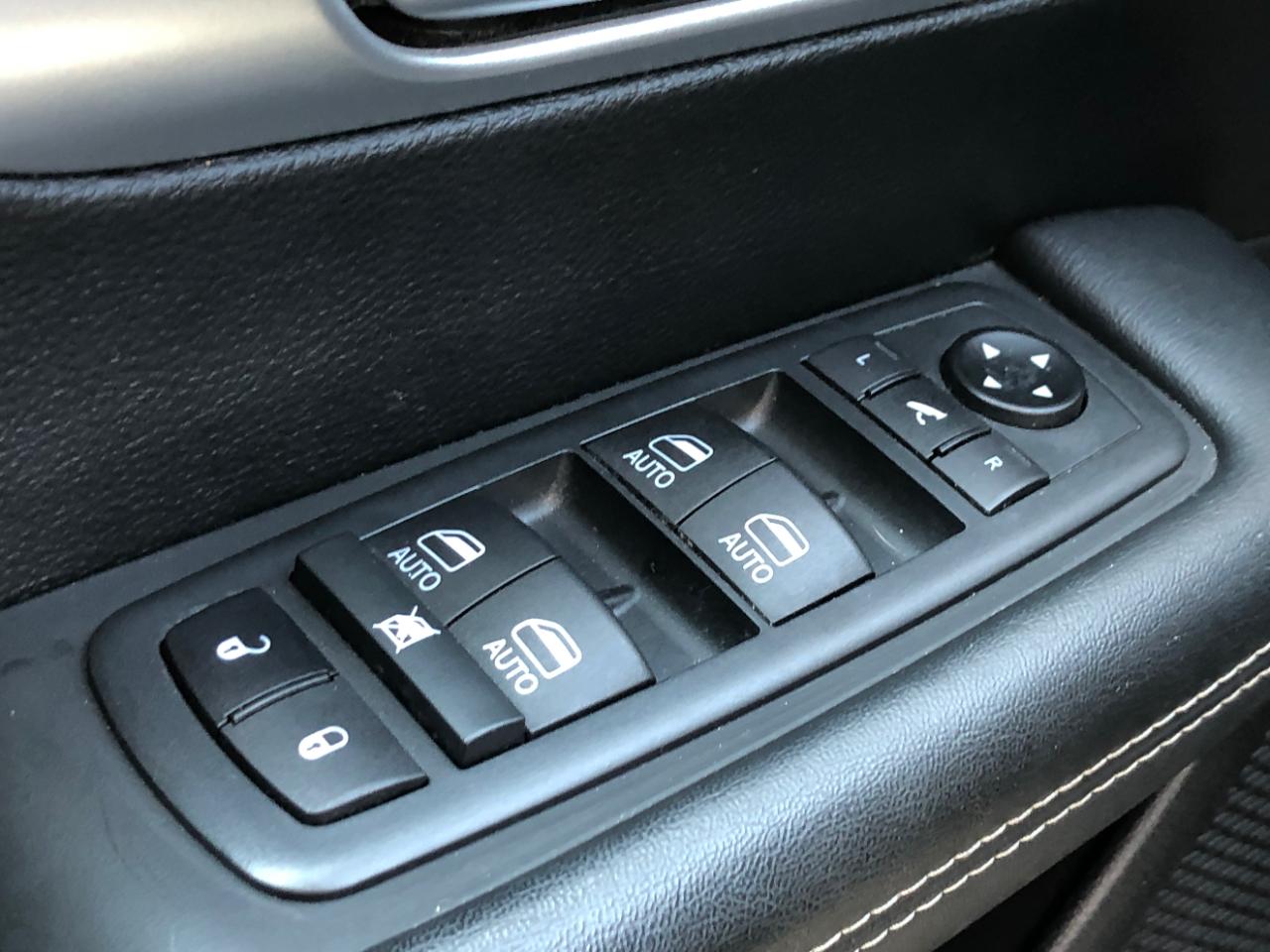 Chrysler Pacifica Hybrid Limited FWD 2020