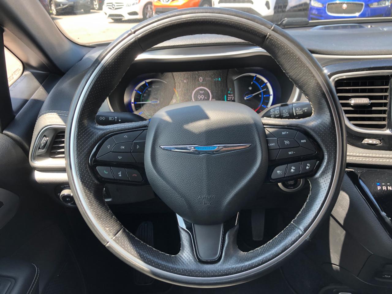 Chrysler Pacifica Hybrid Limited FWD 2020