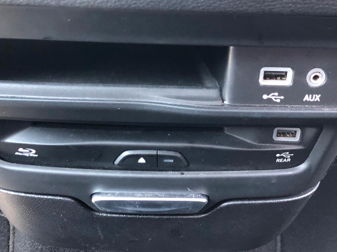 Chrysler Pacifica Hybrid Limited FWD 2020