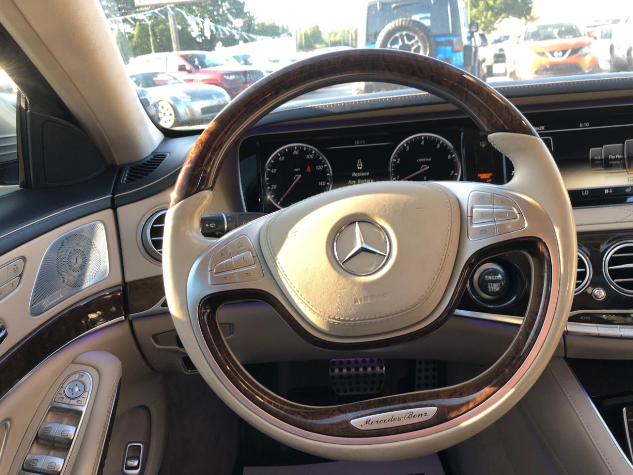 Mercedes-Benz S-Class 4dr Sdn S 550 4MATIC 2014