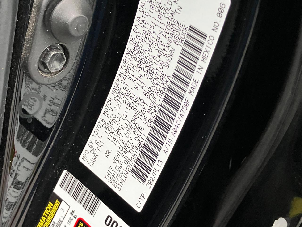 Toyota Tacoma 4WD Double Cab LB V6 AT TRD Sport (Natl) 2014