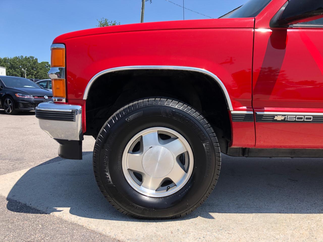 Chevrolet C/K 1500 Ext Cab 141.5" WB 4WD 1997