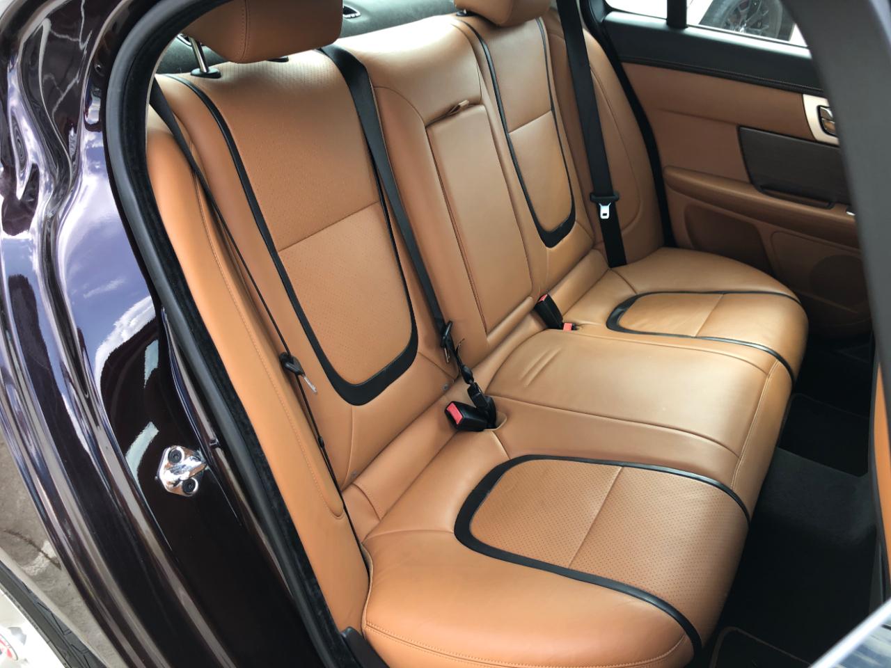 Jaguar XF 4dr Sdn V6 Sport AWD 2015
