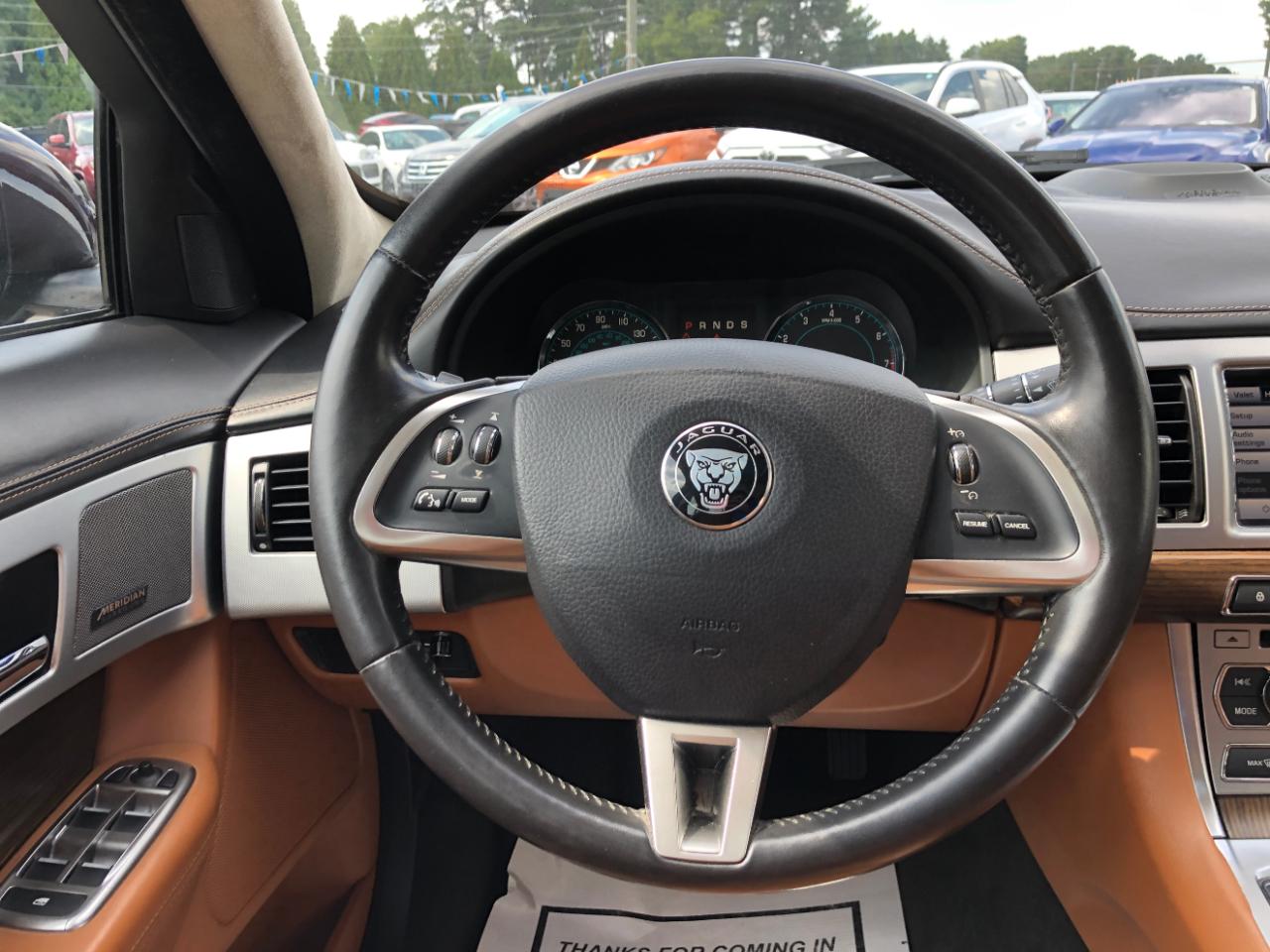 Jaguar XF 4dr Sdn V6 Sport AWD 2015