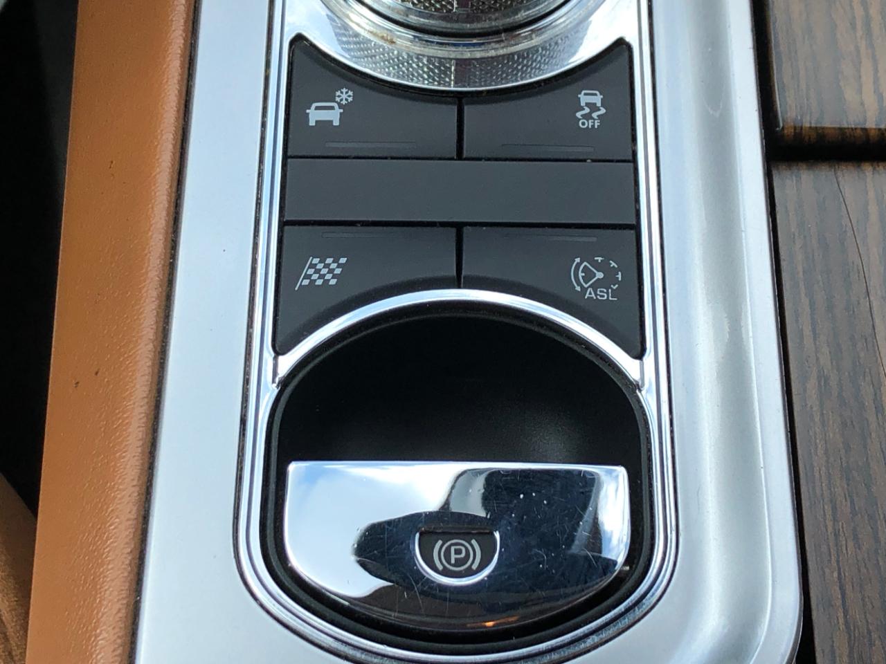 Jaguar XF 4dr Sdn V6 Sport AWD 2015