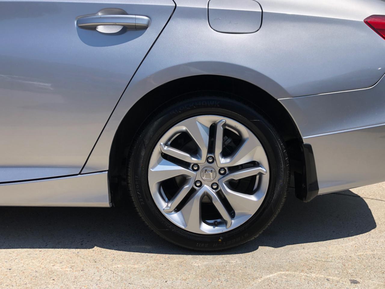 Honda Accord Sedan LX 1.5T CVT 2020