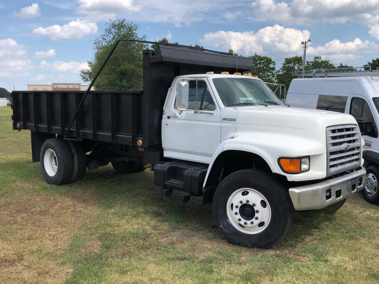 Ford F800 - 1999