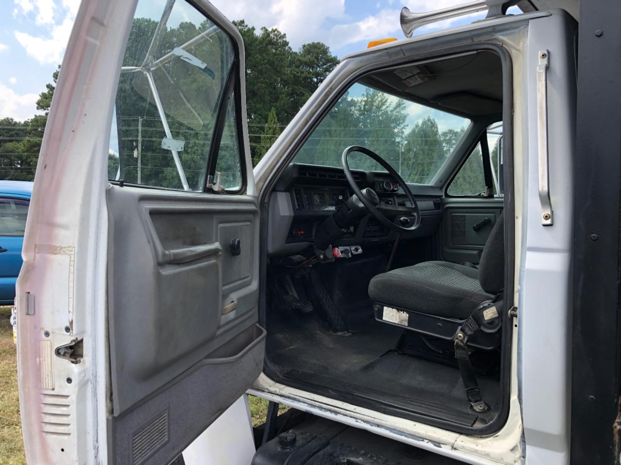 Ford F800 - 1999