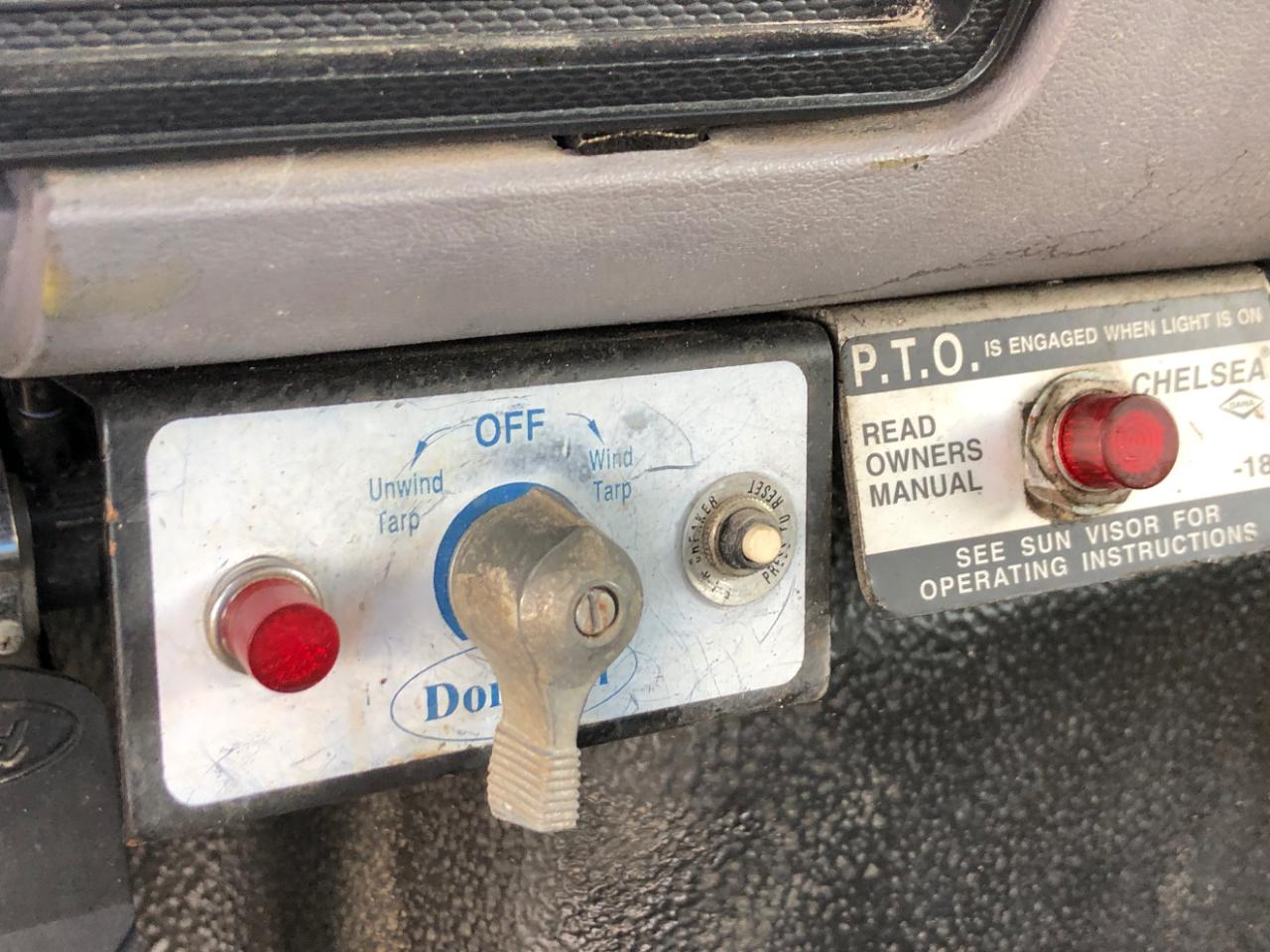 Ford F800 - 1999