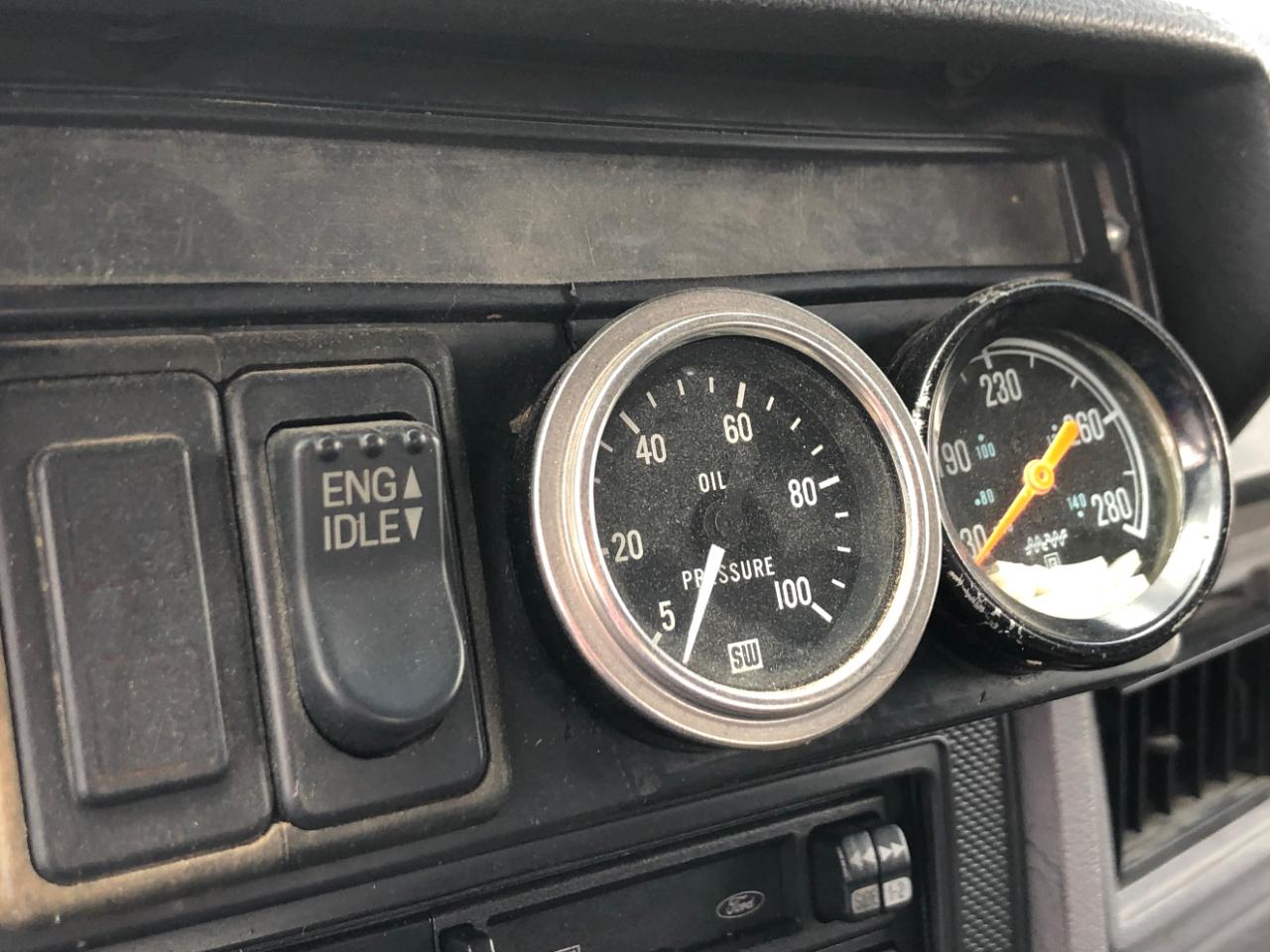 Ford F800 - 1999