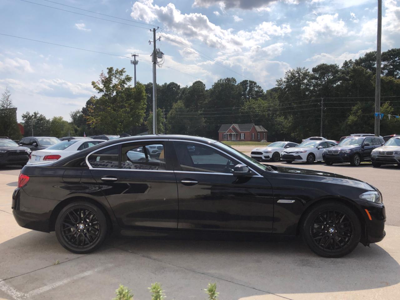 BMW 5 Series 4dr Sdn 528i RWD 2015