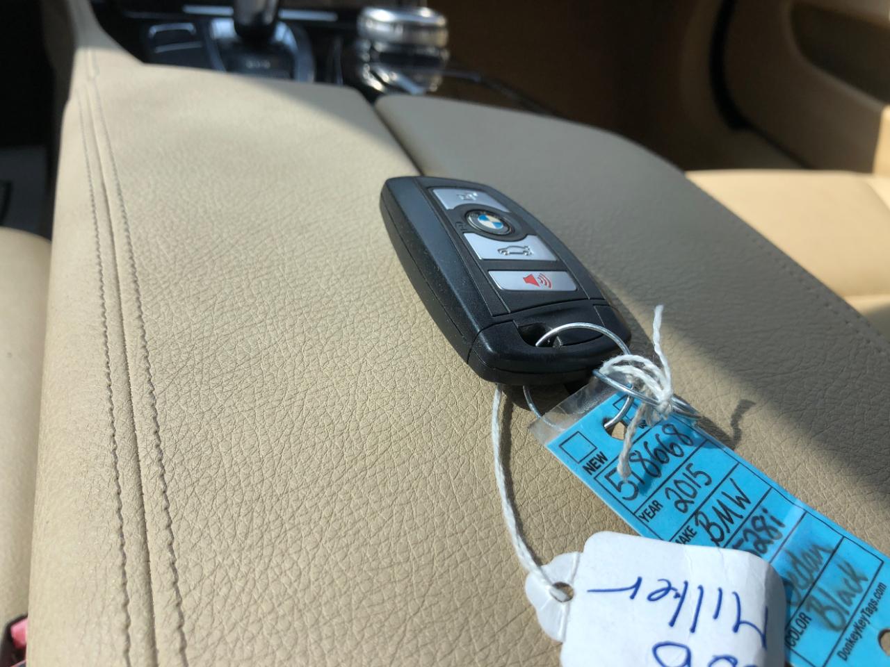 BMW 5 Series 4dr Sdn 528i RWD 2015