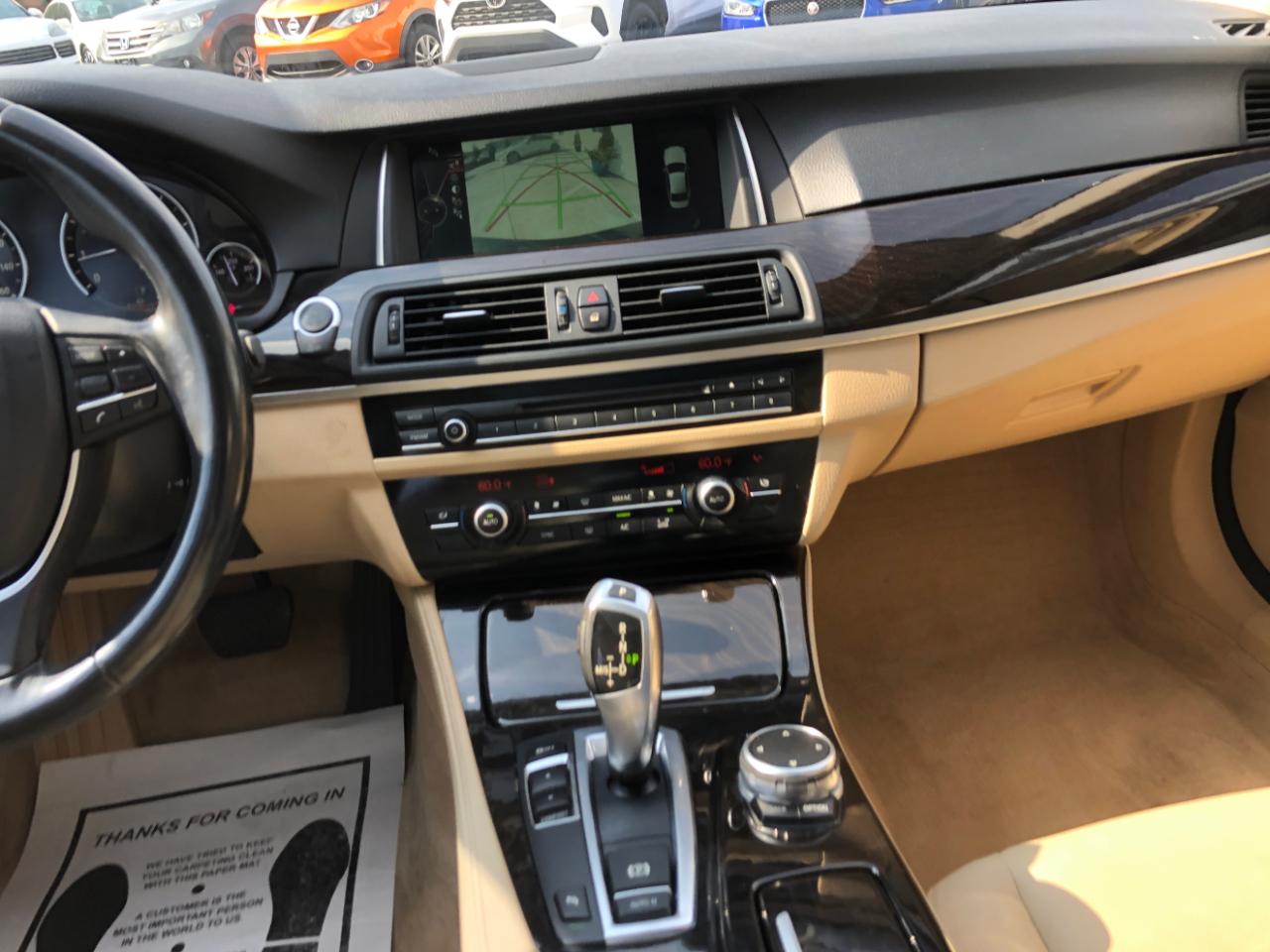 BMW 5 Series 4dr Sdn 528i RWD 2015