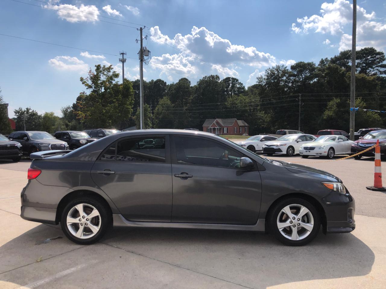 Toyota Corolla SE 4D Sedan 2013