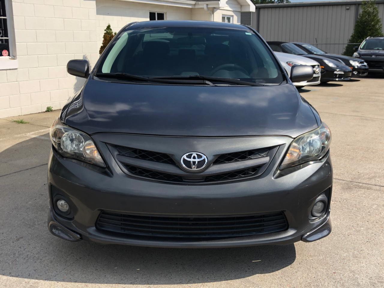 Toyota Corolla SE 4D Sedan 2013