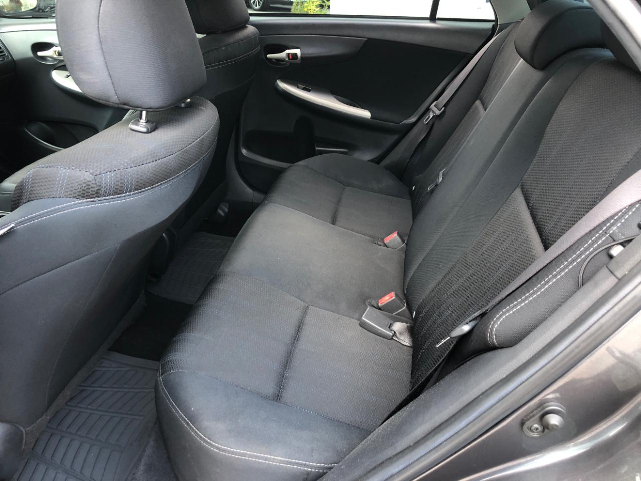 Toyota Corolla SE 4D Sedan 2013