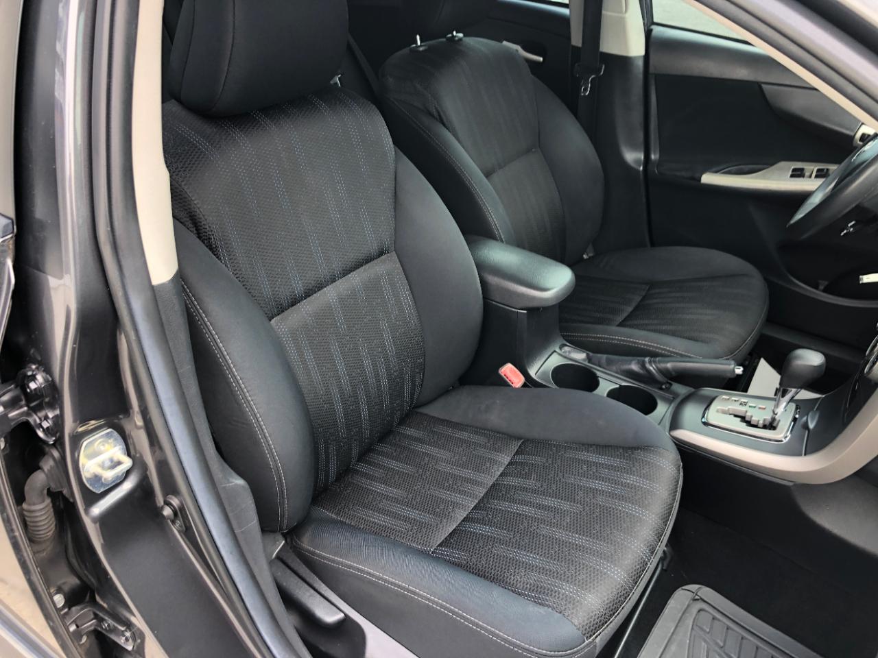 Toyota Corolla SE 4D Sedan 2013