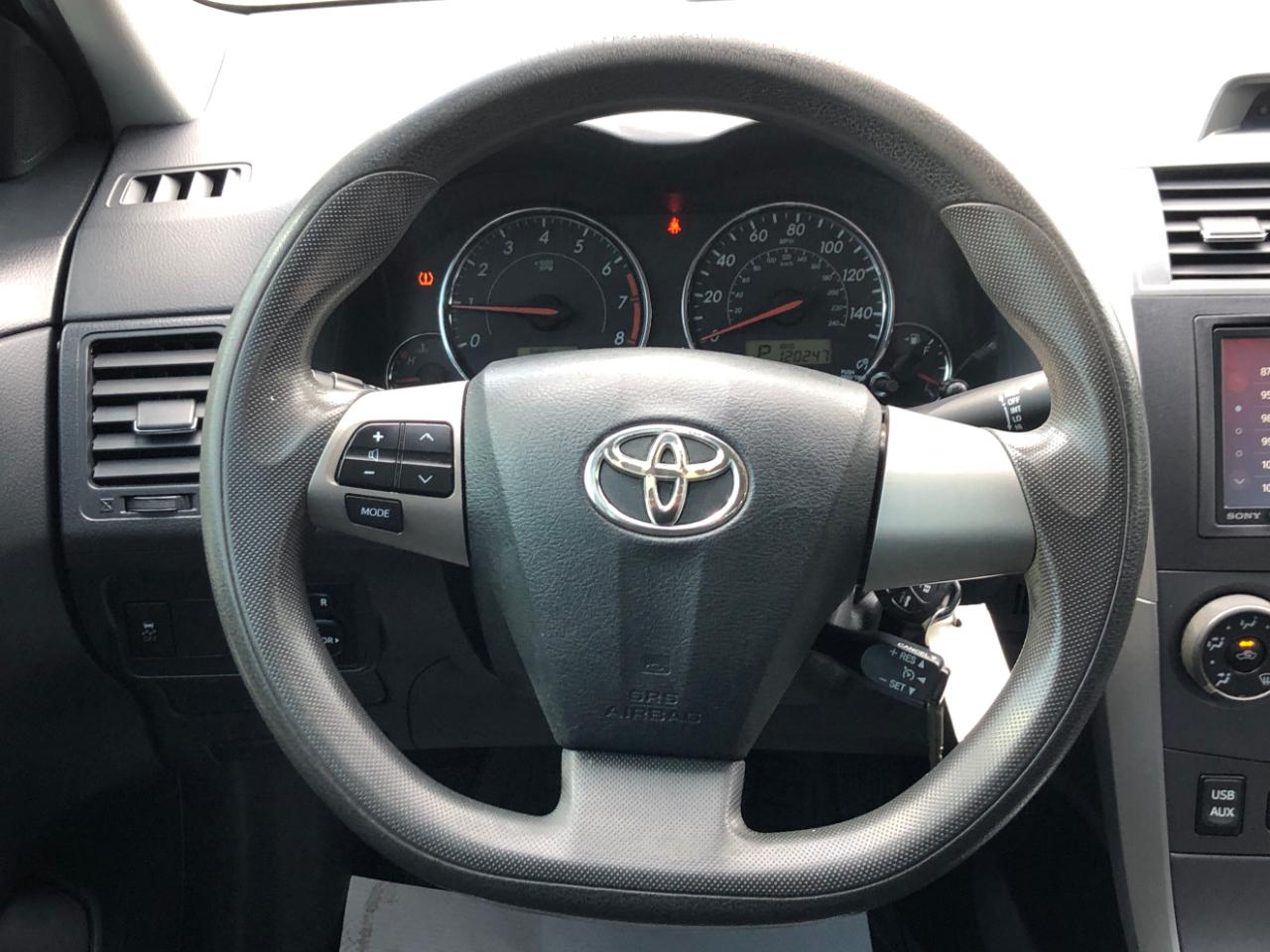 Toyota Corolla SE 4D Sedan 2013