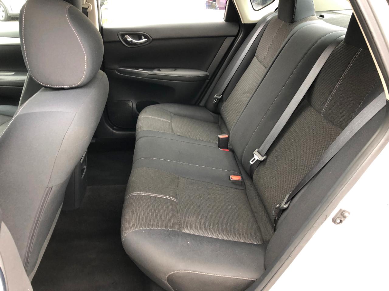 Nissan Sentra 4dr Sdn I4 CVT S 2016