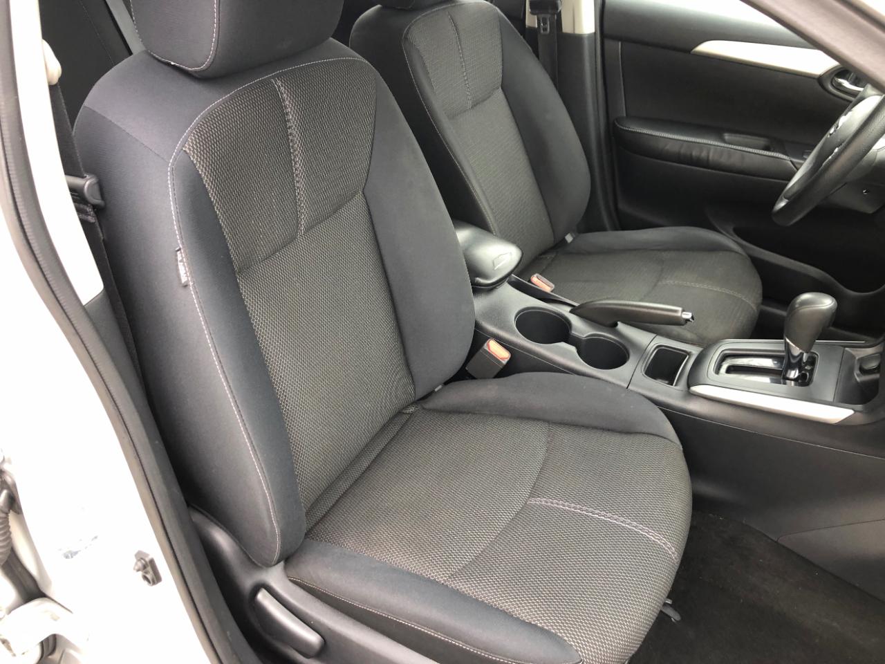 Nissan Sentra 4dr Sdn I4 CVT S 2016