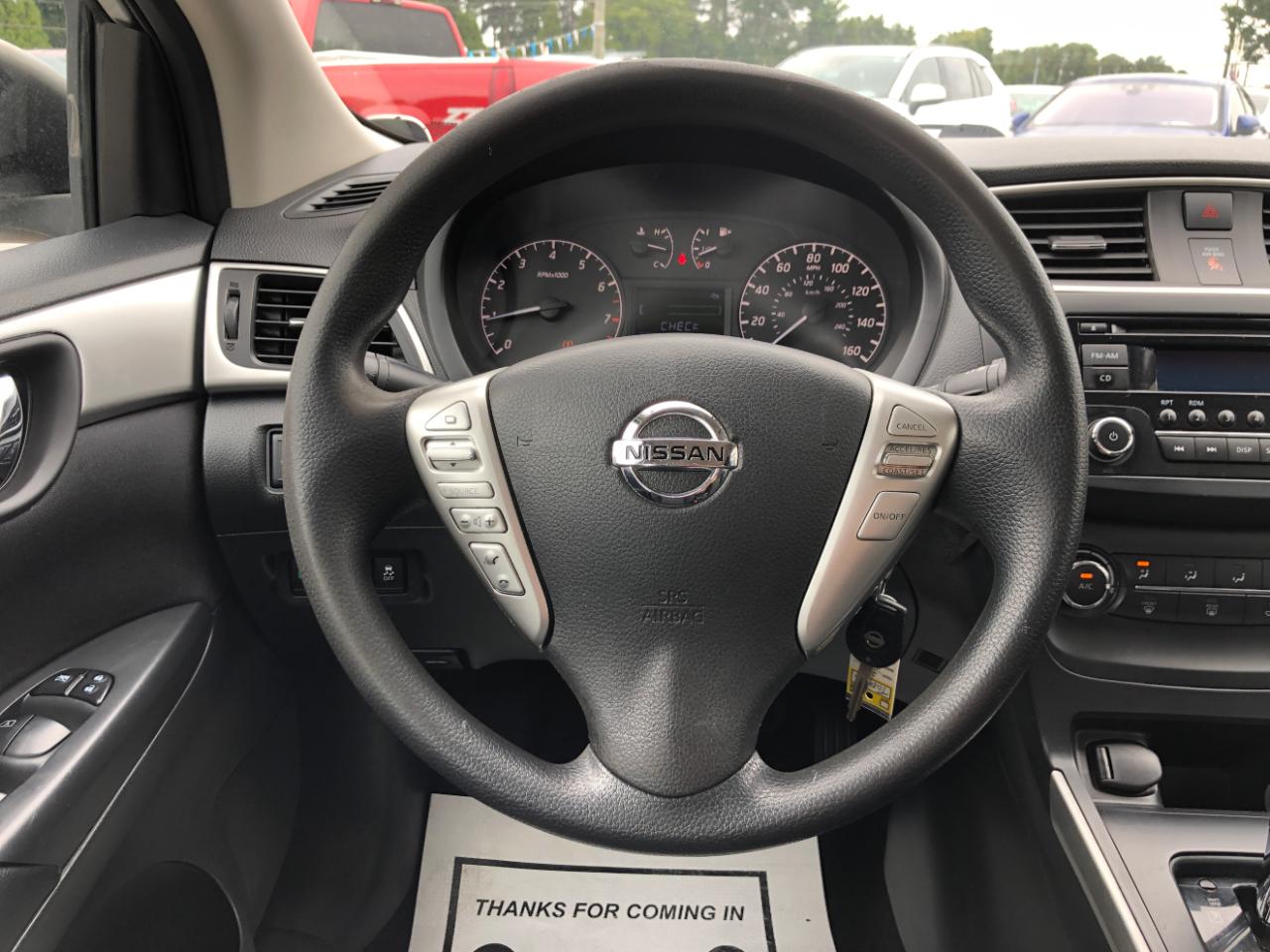 Nissan Sentra 4dr Sdn I4 CVT S 2016