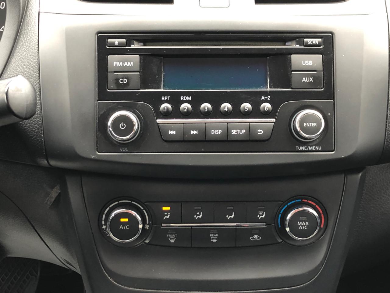 Nissan Sentra 4dr Sdn I4 CVT S 2016