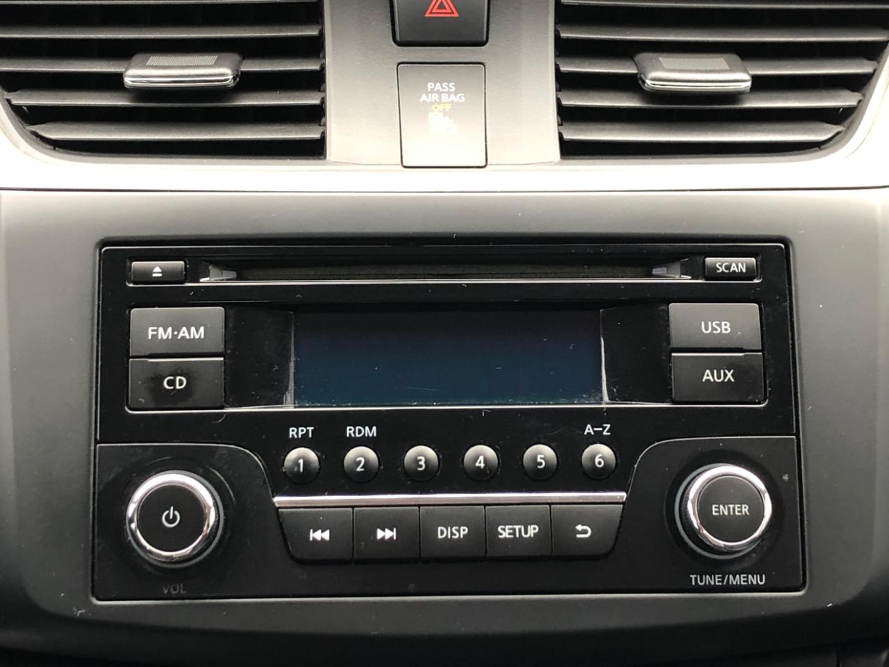 Nissan Sentra 4dr Sdn I4 CVT S 2016