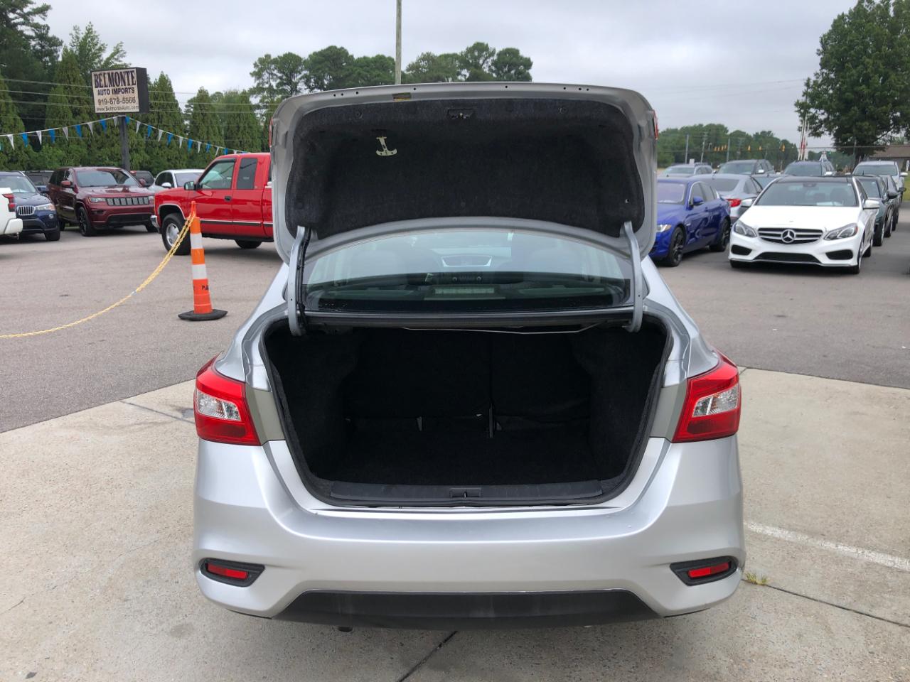 Nissan Sentra 4dr Sdn I4 CVT S 2016