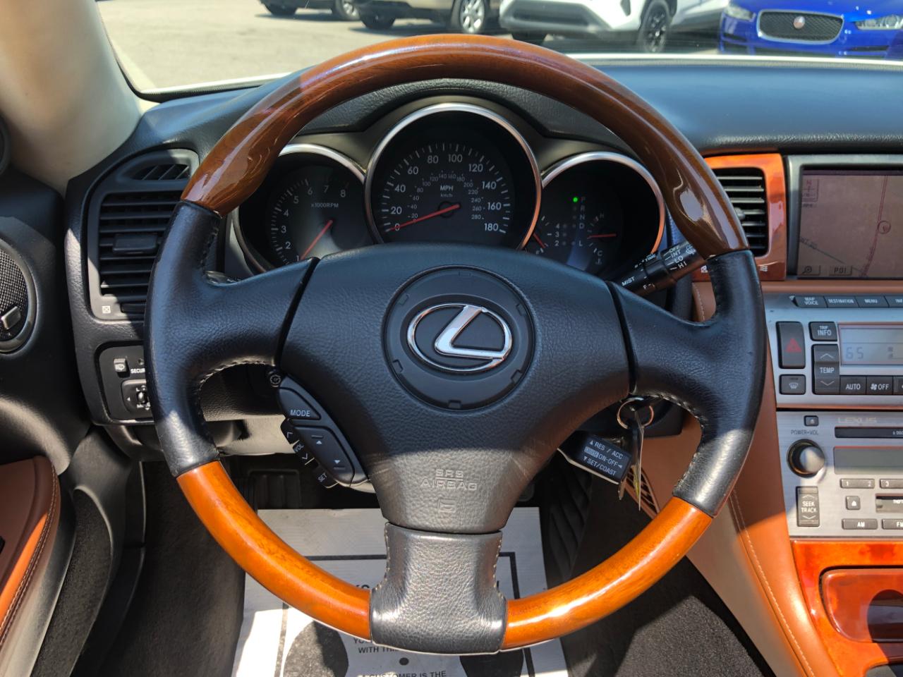 Lexus SC 430 2dr Convertible 2003
