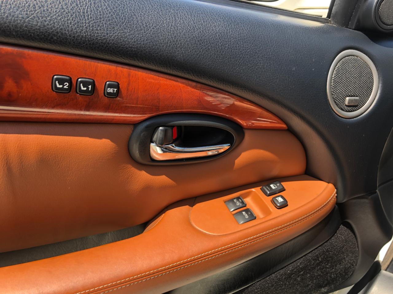 Lexus SC 430 2dr Convertible 2003