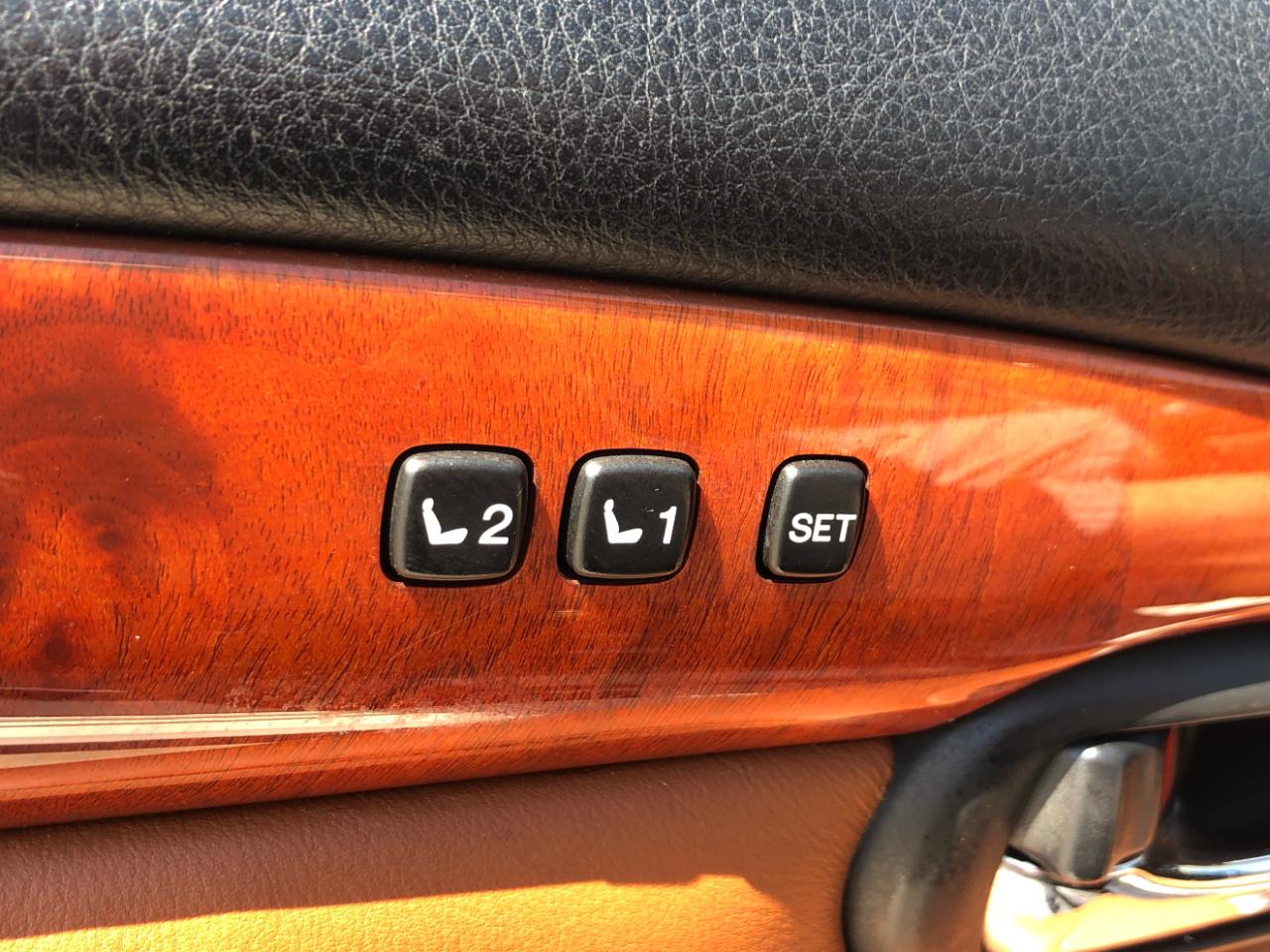 Lexus SC 430 2dr Convertible 2003