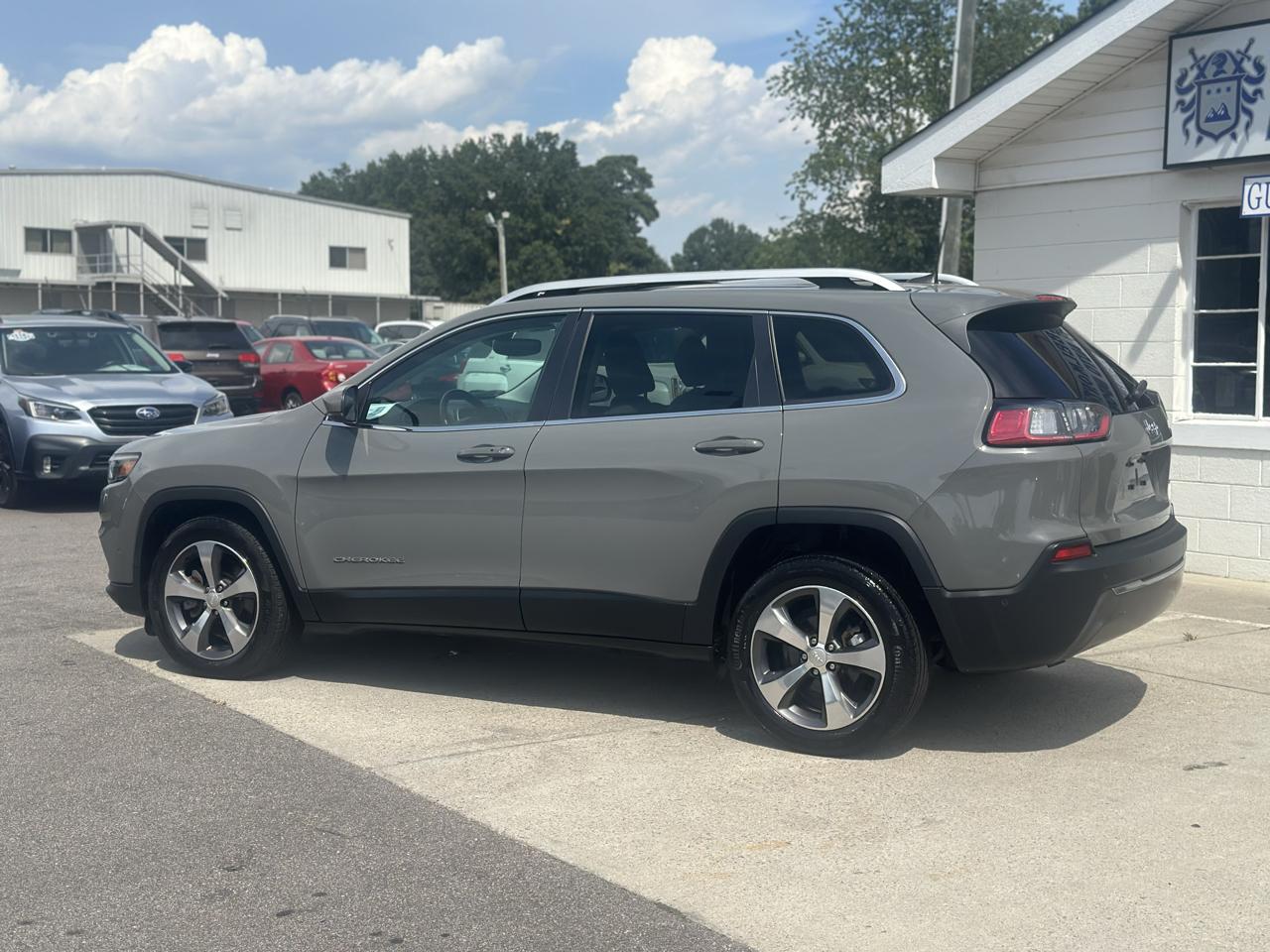 Jeep Cherokee Limited FWD 2020