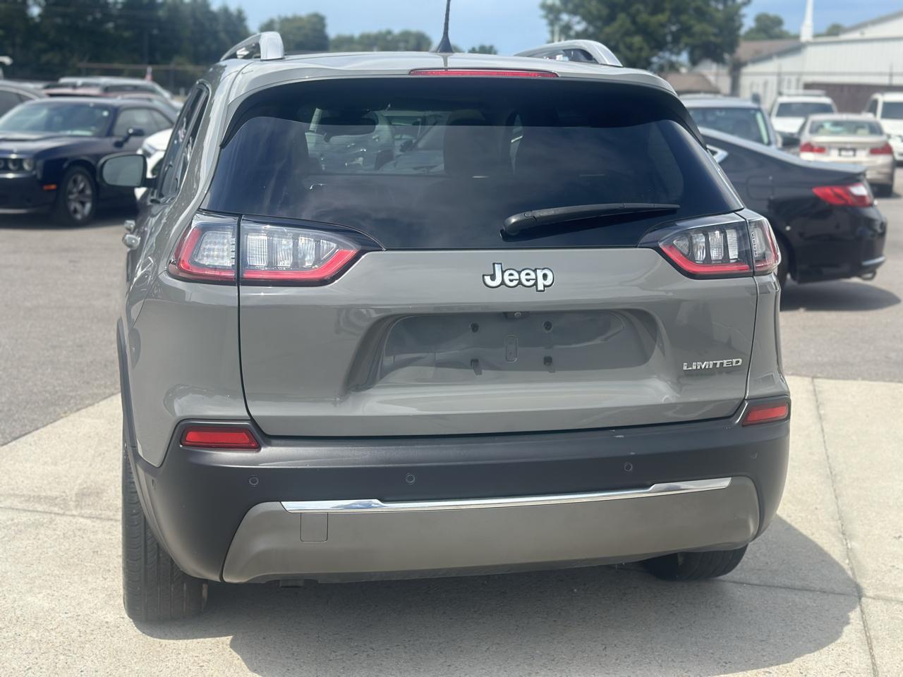 Jeep Cherokee Limited FWD 2020