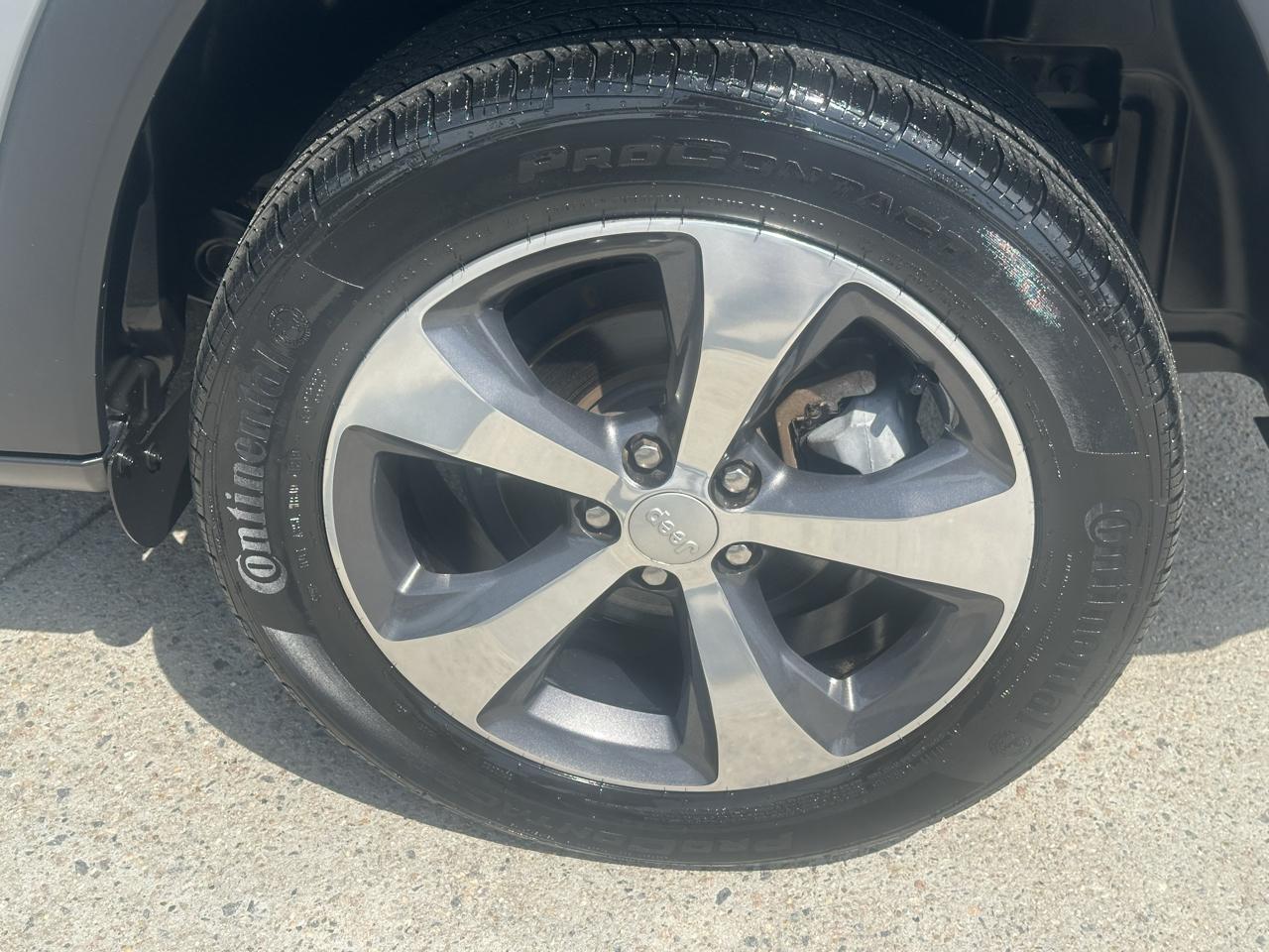Jeep Cherokee Limited FWD 2020